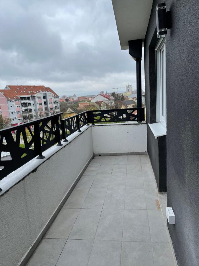Royal Residence Apartmani 2 Pančevo Екстериор снимка